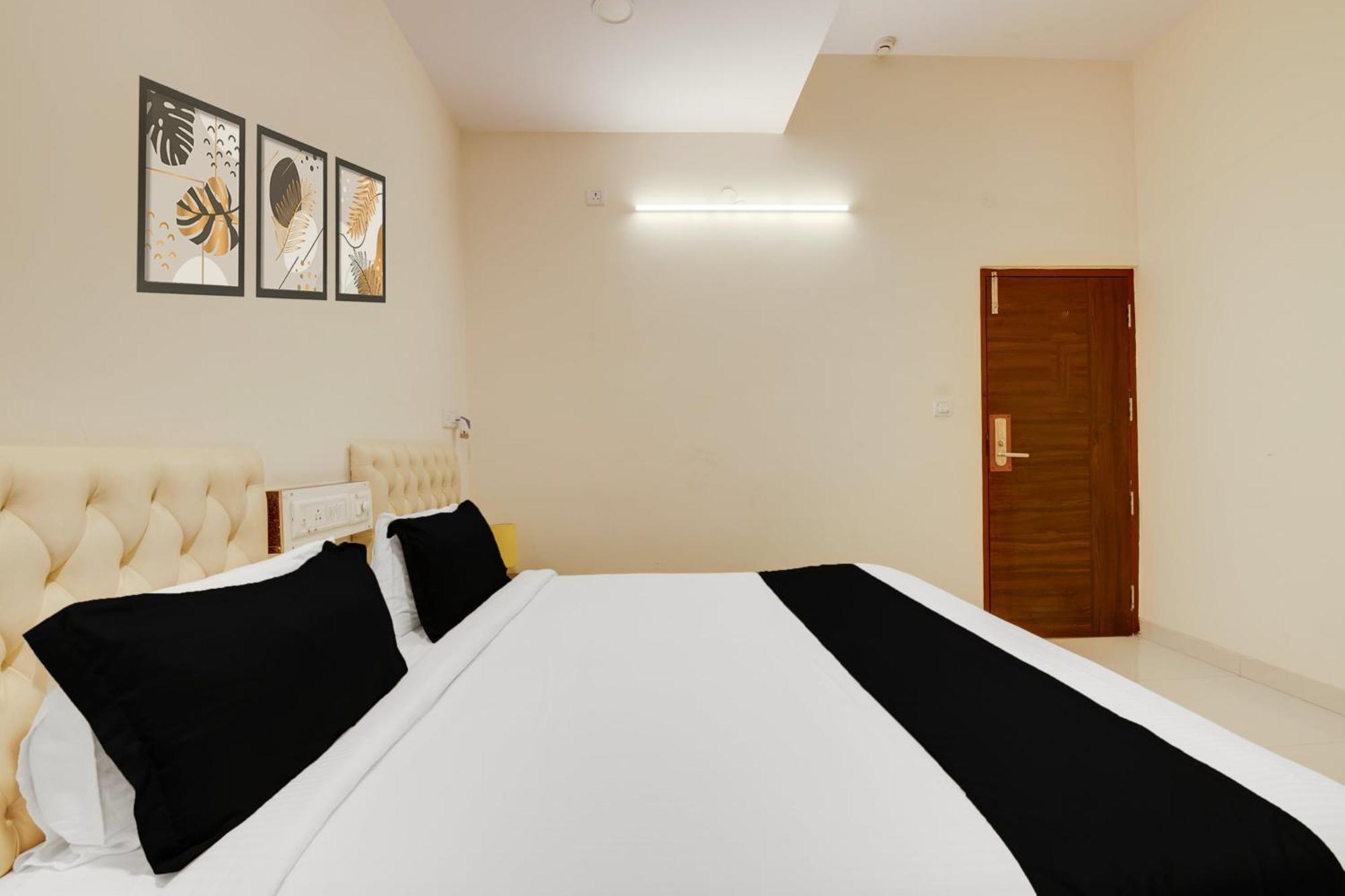 Super Townhouse Hbr Layout 벵갈루루 외부 사진