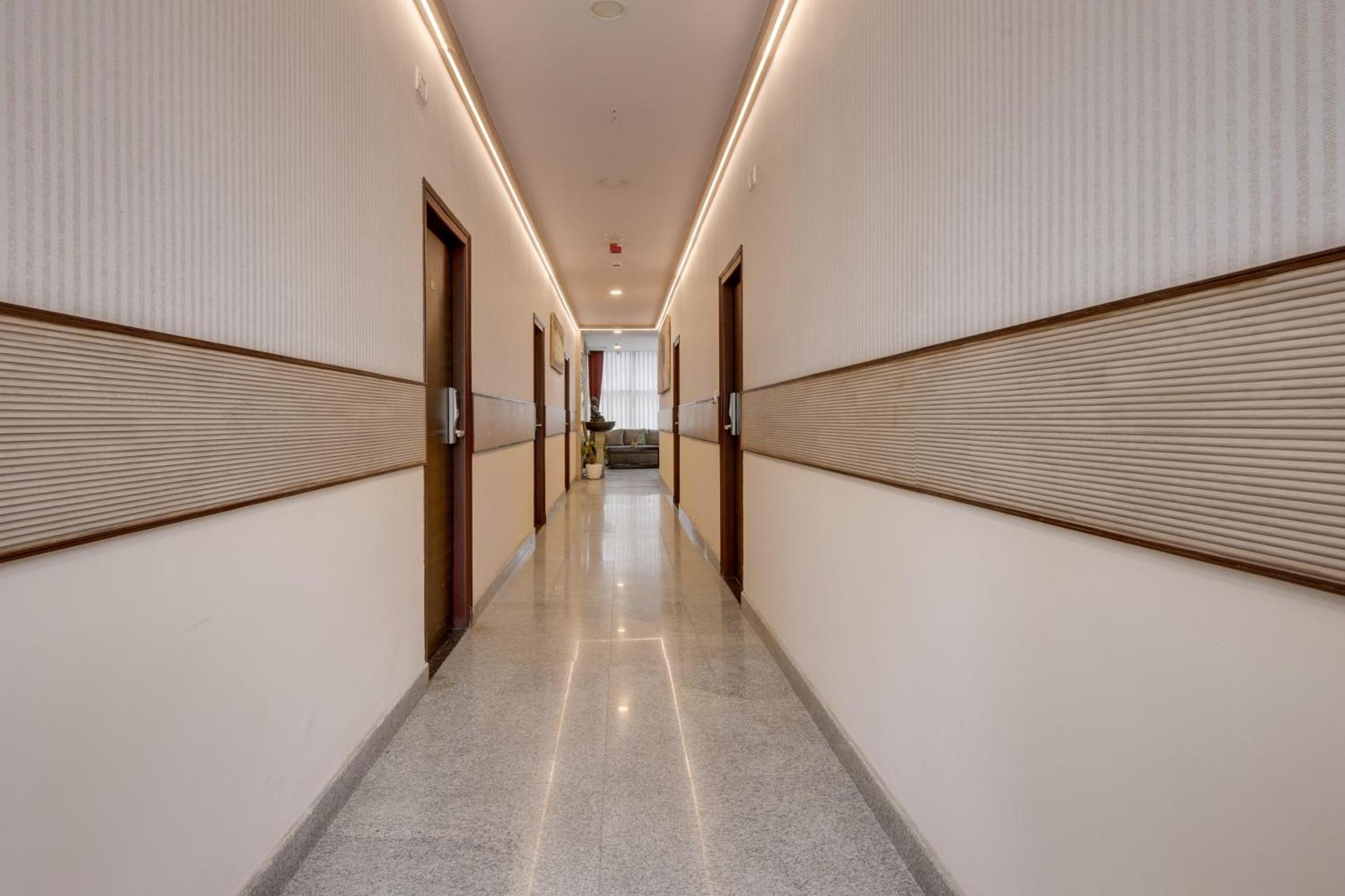Super Townhouse Hbr Layout 벵갈루루 외부 사진